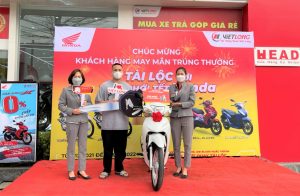 LỄ TRAO GIẢI CHƯƠNG TRÌNH “TÀI LỘC TỚI PHƠI PHỚI TẾT HONDA”