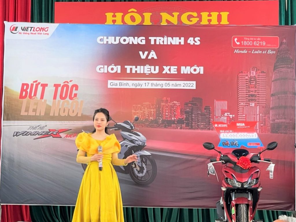 NGÀY HỘI 4S TRI ÂN KHÁCH HÀNG TẠI NHÀ VĂN HÓA THÔN ĐÔNG BÌNH