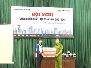 TUYÊN TRUYỀN PHÁP LUẬT VỀ ATGT TẠI UBND Thị trấn Lim NGÀY 23/06/2023